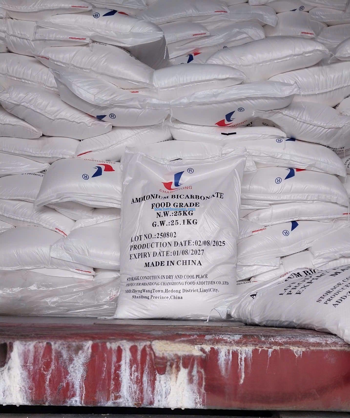 Bột-Khai-Ammonium-Bicarbonate-NH4HCO3 Bột-Khai-Ammonium-Bicarbonate-NH4HCO3