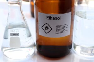 ethanol-thuc-pham-va-ethanol-cong-nghiep